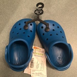 NWT Toddler Crocs, Sz 6